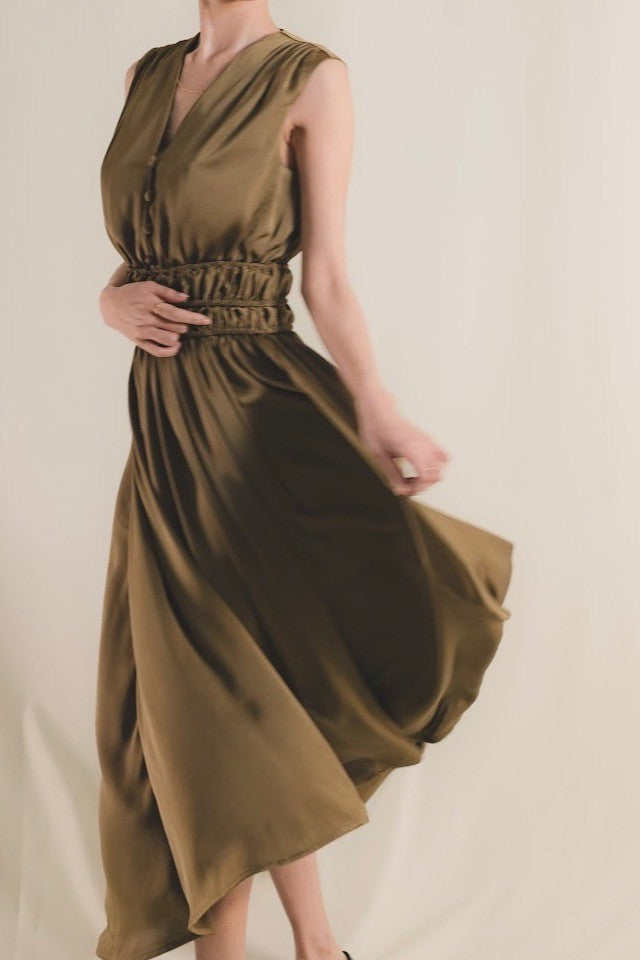Shearling satin flare dress【Wakaba】